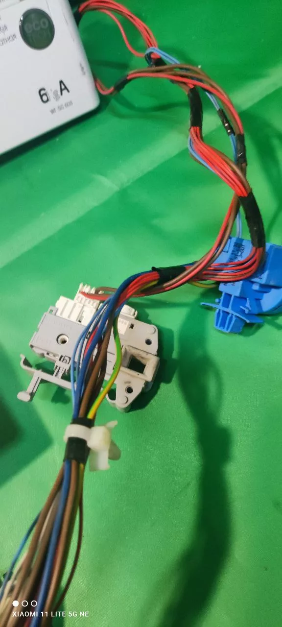 00e58be8-c649-469a-aa63-6787b284c317 Модуль Ariston WMSG 608 с дефектом и ржавая планка