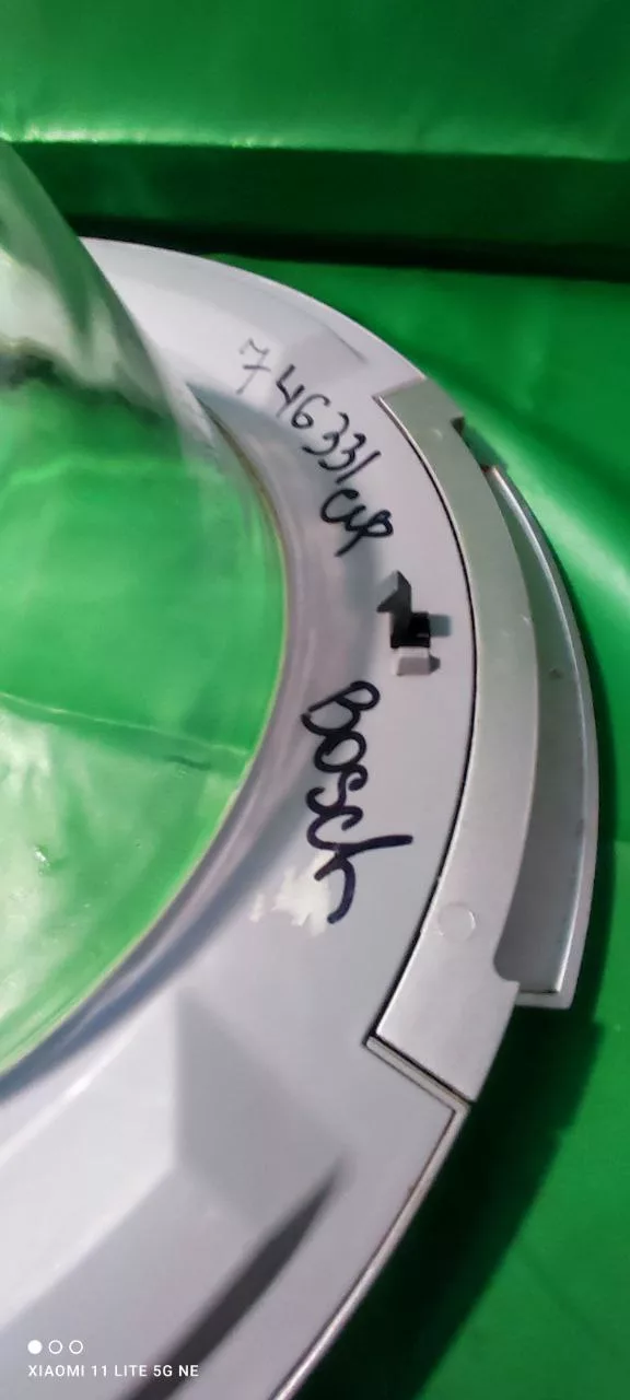 Люк Bosch 746331 серый