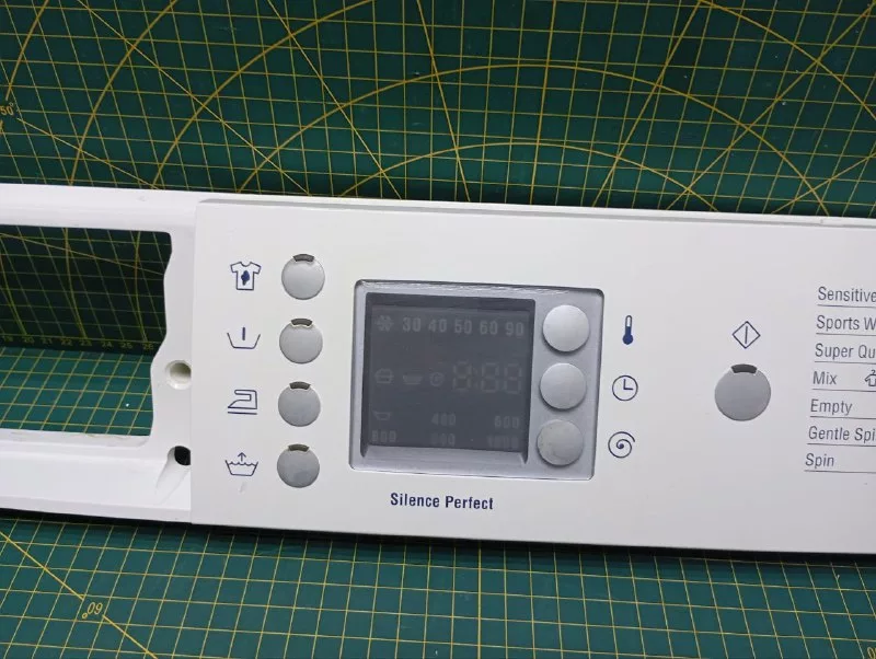 Панель управления Bosch 5560006567-01 с деф