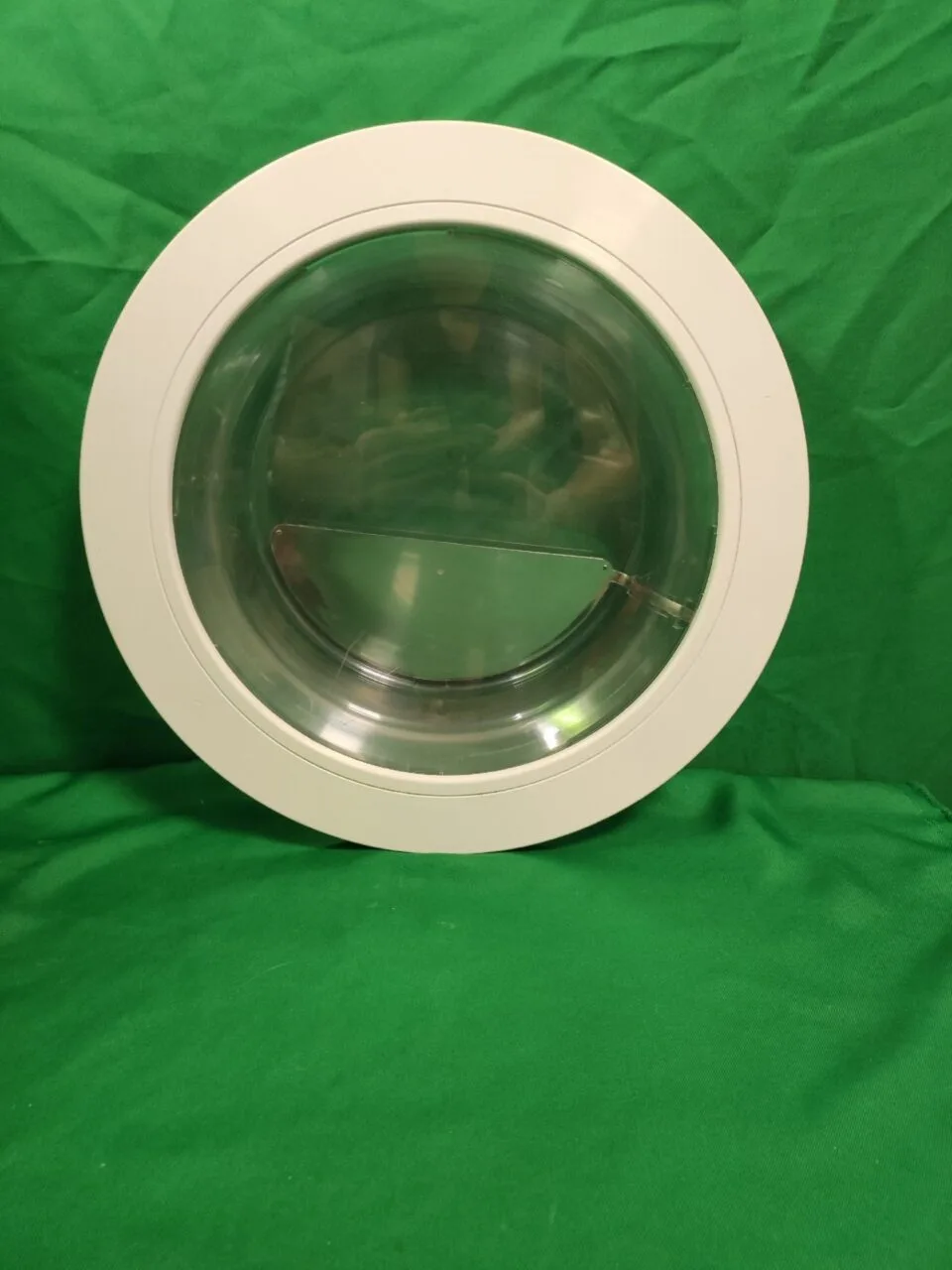 Люк Bosch Bos 106883 с сушкой