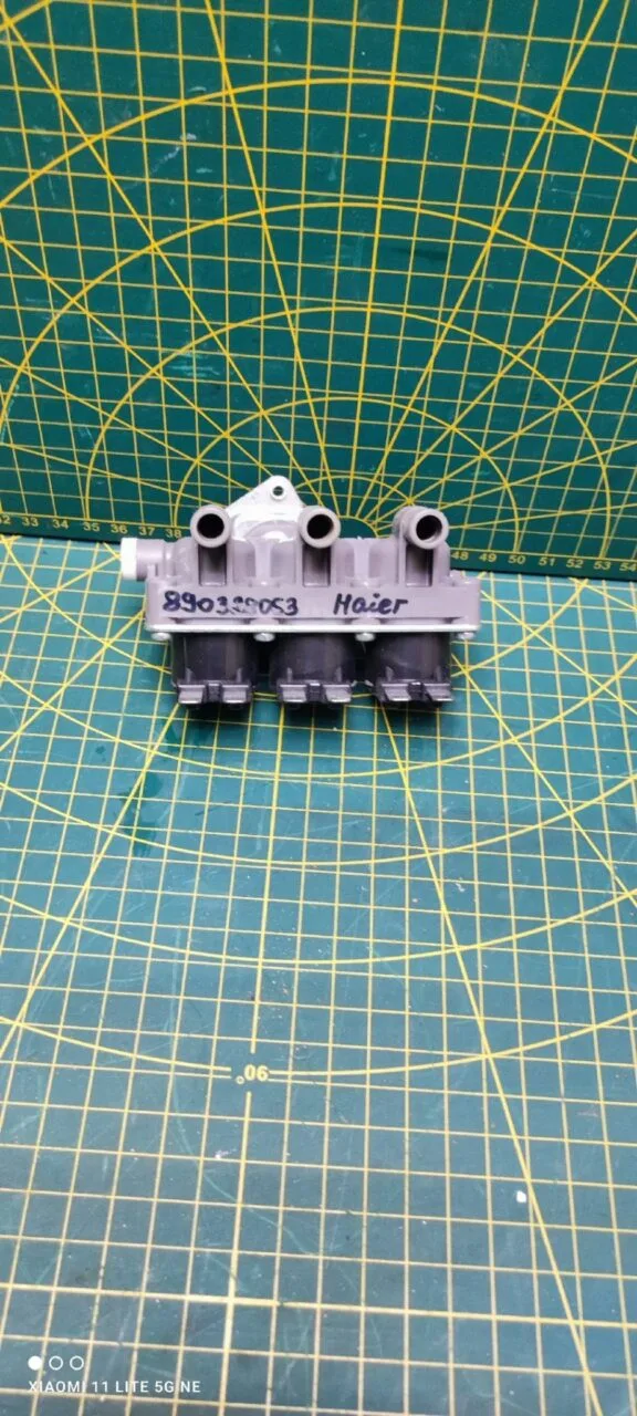 Клапан тройной Haier 890328053