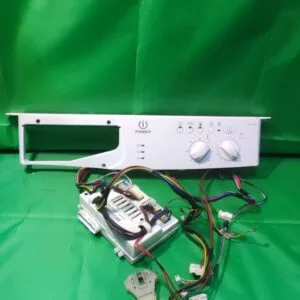 Модуль Indesit WIUN 103 для стиральной машины Модуль Indesit WIUN 103 для стиральной машины