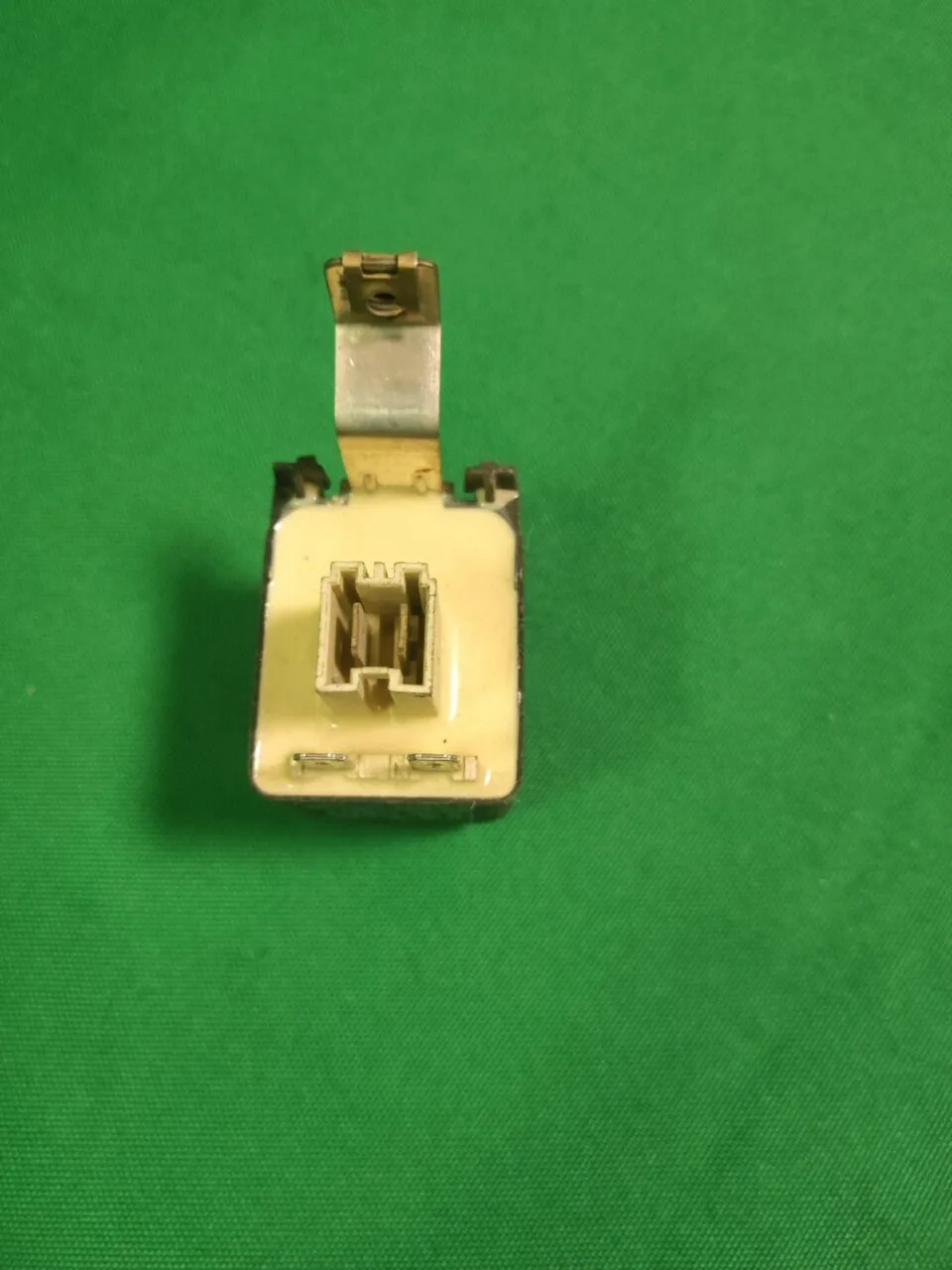 Сетевой фильтр Bosch 3067082AB7J2 - 16A