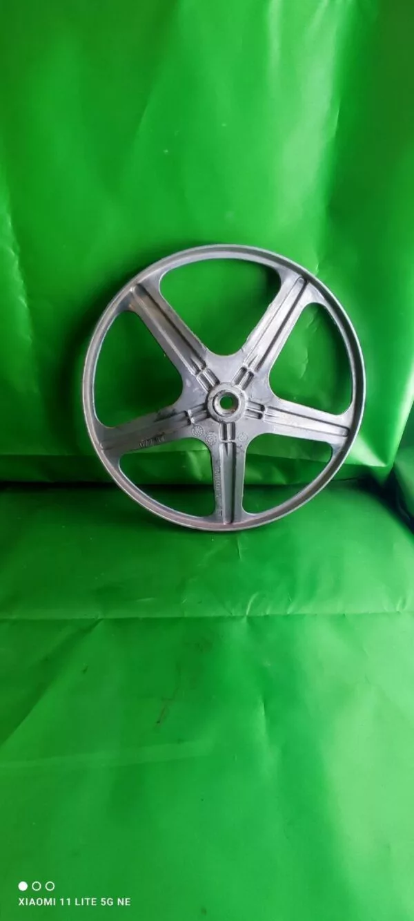 Шкив Electrolux 110861400