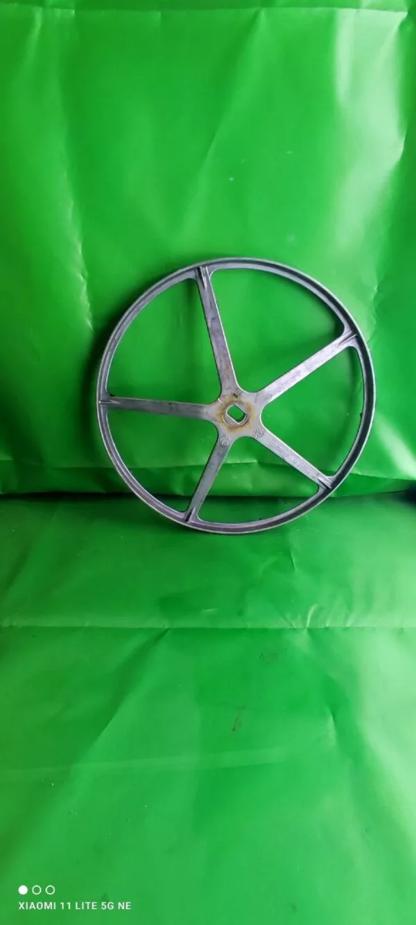 Шкив Indesit 174000698d-b