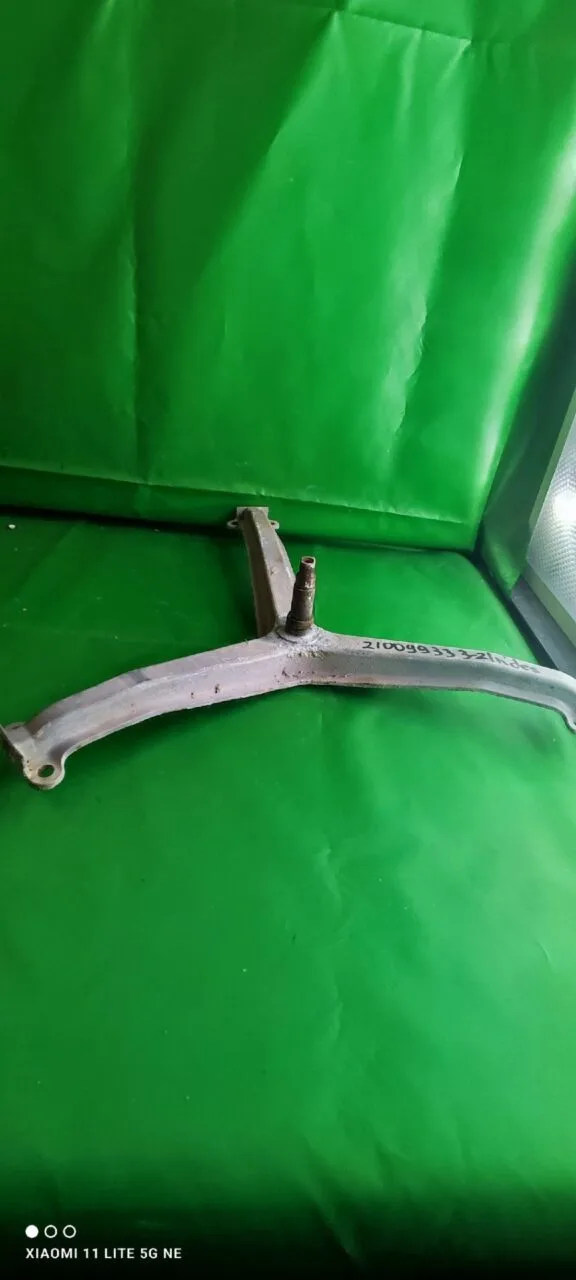Крестовина Indesit 210099333-2 (подш202/203)