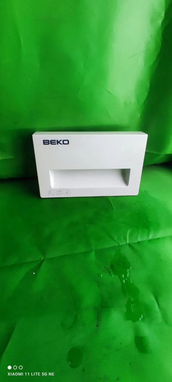 Панель порошкоприемника Beko 282732KN1