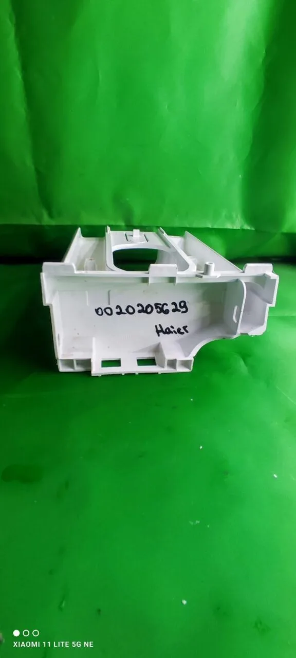 Лоток порошкоприемника Haier 0020205629
