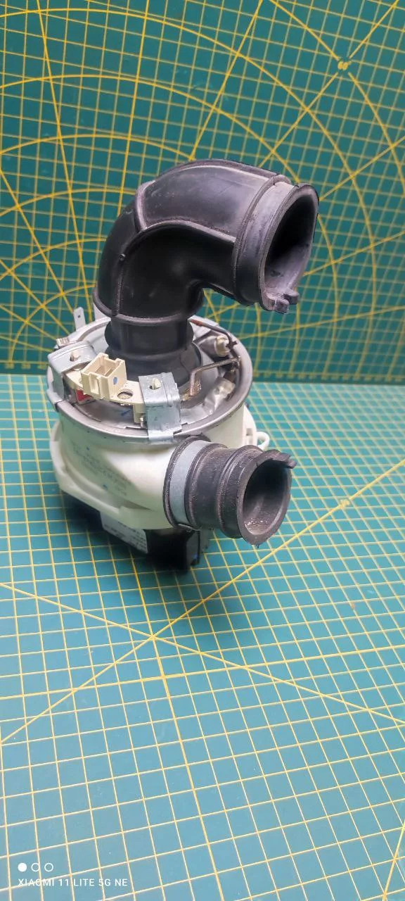 Рециркуляционный насос Ariston 806101