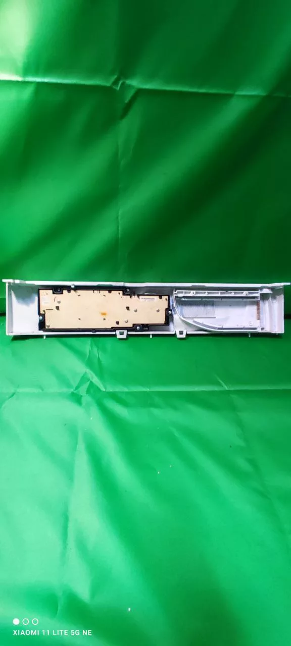 13217067-cf28-4351-9264-f9de24b79507 Панель управления Ariston ARMXXD1297 с дефектом