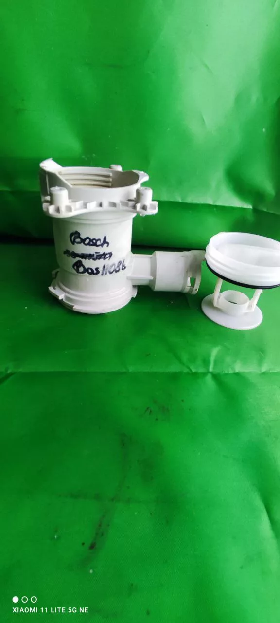 Улитка Bosch Bos 11086(4широкие защелки,к корпусу 4 винта)