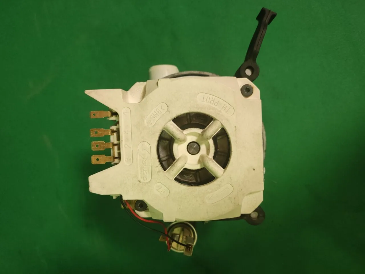 Рециркуляционный насос Bosch 9000445493