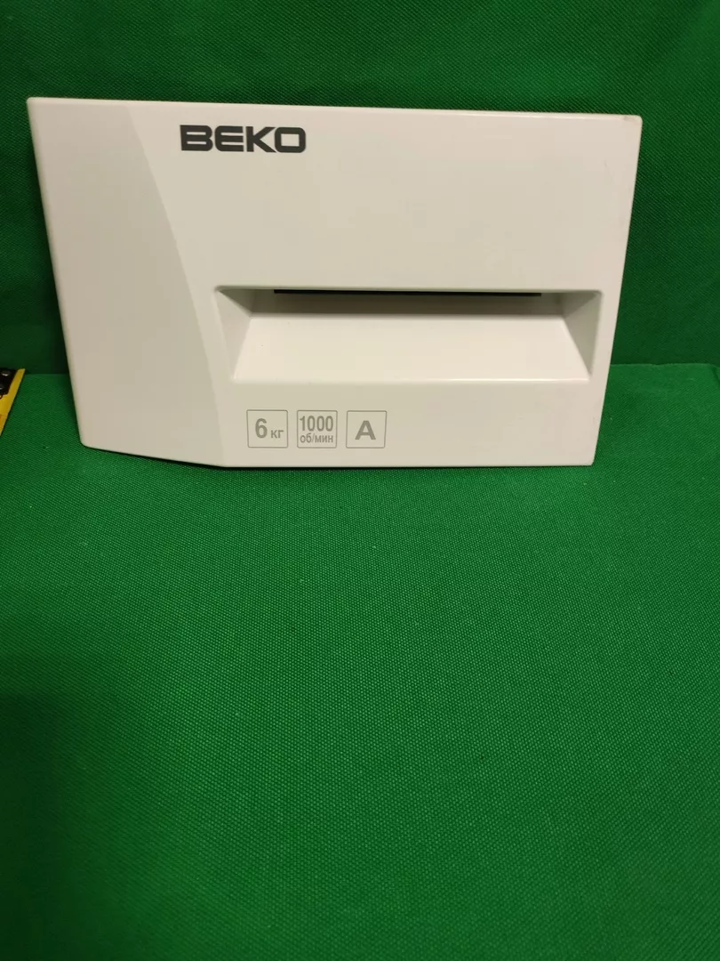 Панель порошкоприемника Beko 282811 6кг/1000об