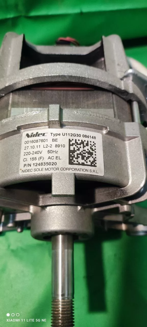 Двигатель Electrolux Nidec 124835020 - 6 контактов