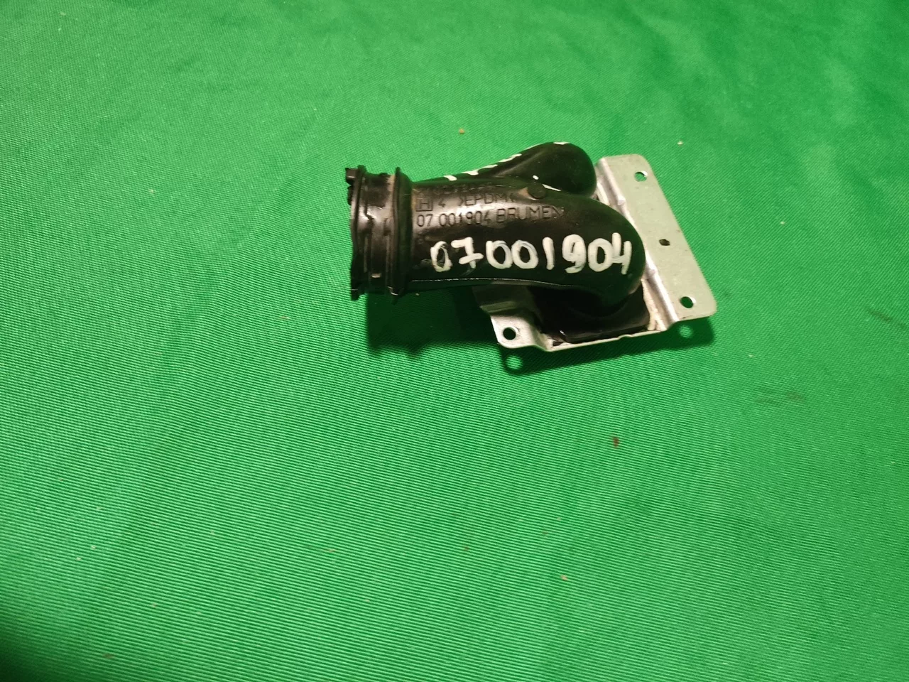 Патрубок Ariston Indesit 07.001904