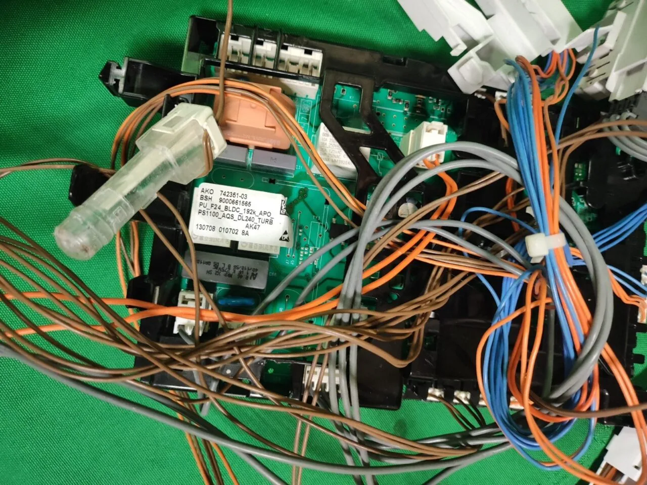 2-WXIrvJhCs Модуль Siemens WM 12Y59OE/28