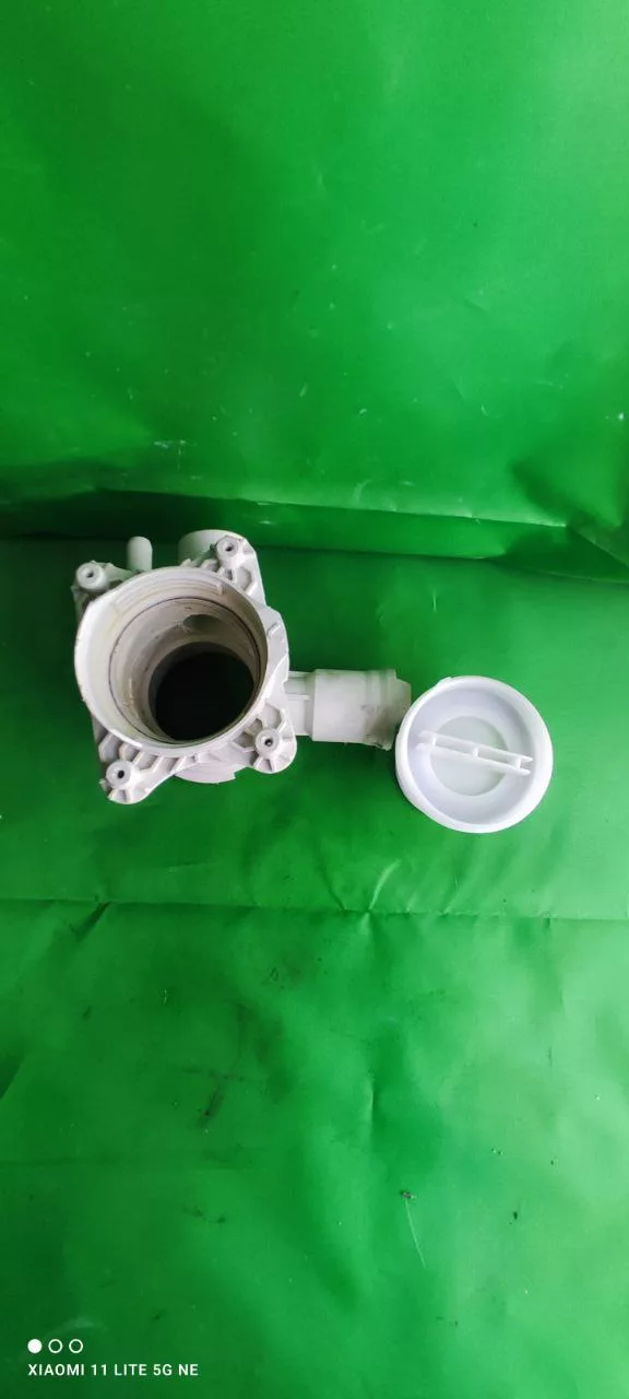 Улитка Bosch Bos 11086(4широкие защелки,к корпусу 4 винта)