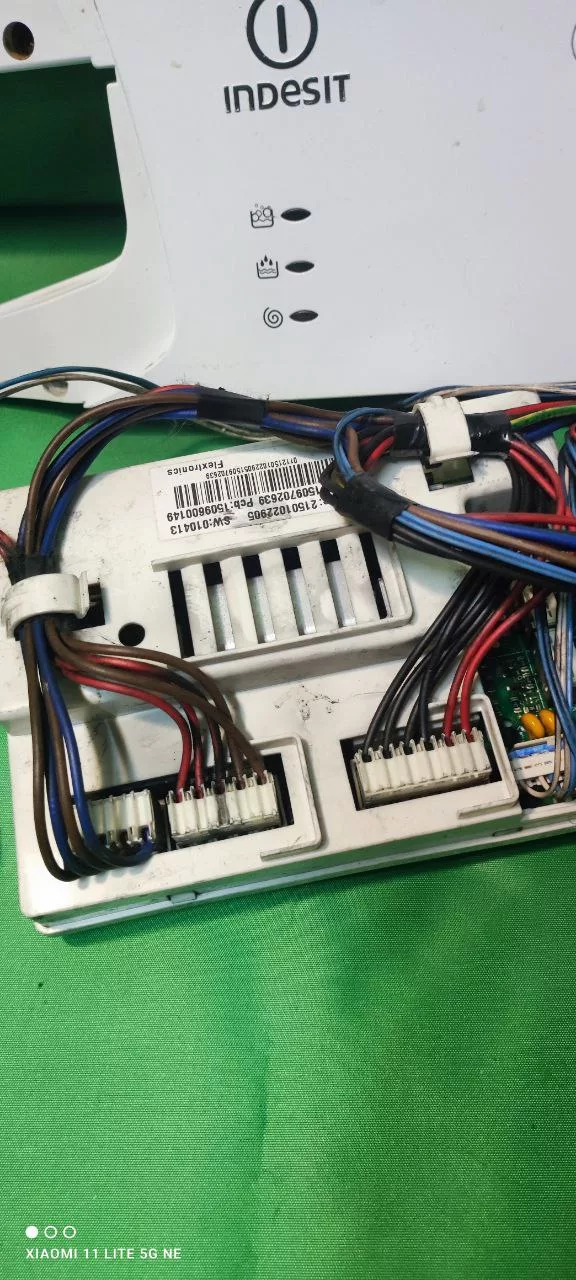24c3653c-622d-4913-8740-d4fbb3701151-1 Модуль Indesit WIUN 105