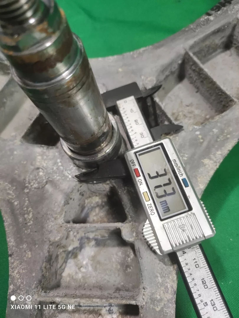 Крестовина Bosch 9000260461 вал 11.1см.