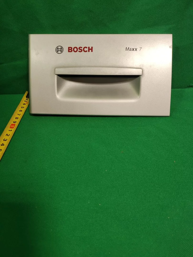Панель порошкоприемника Bosch 9000057083 сер
