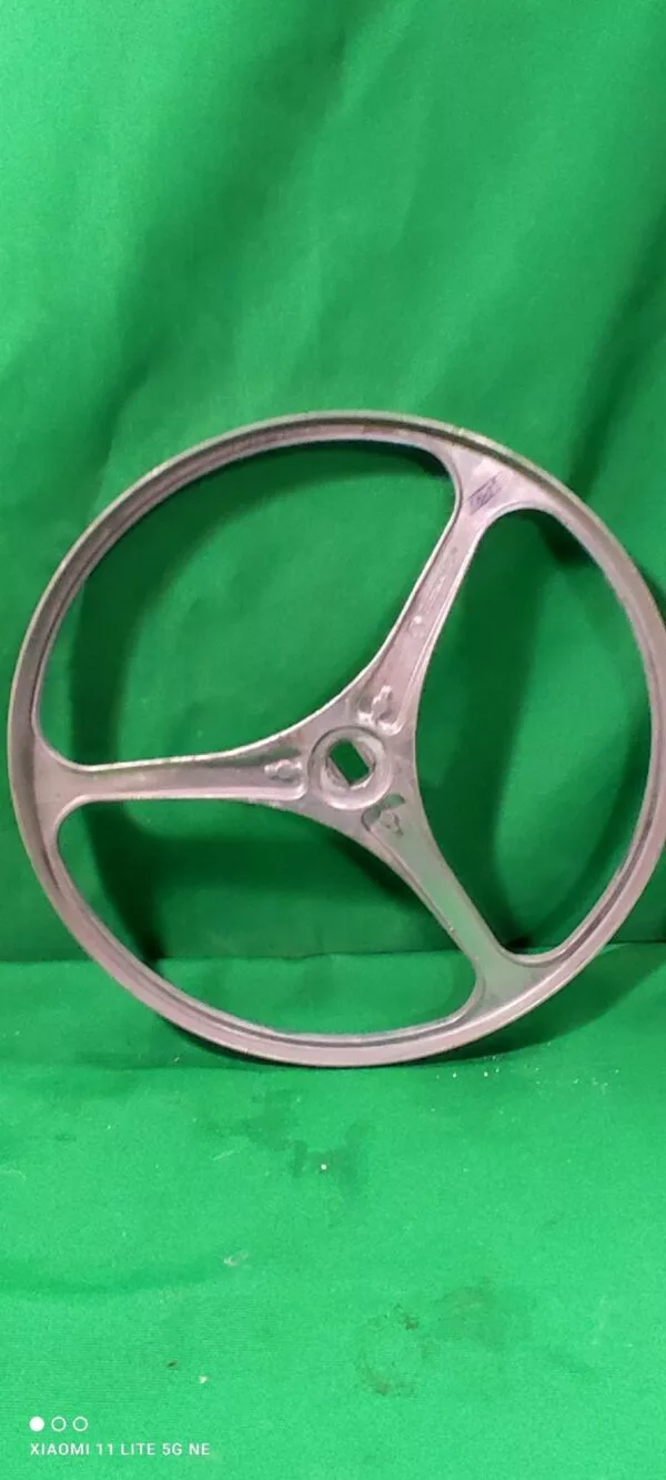 Шкив Indesit W 174005572