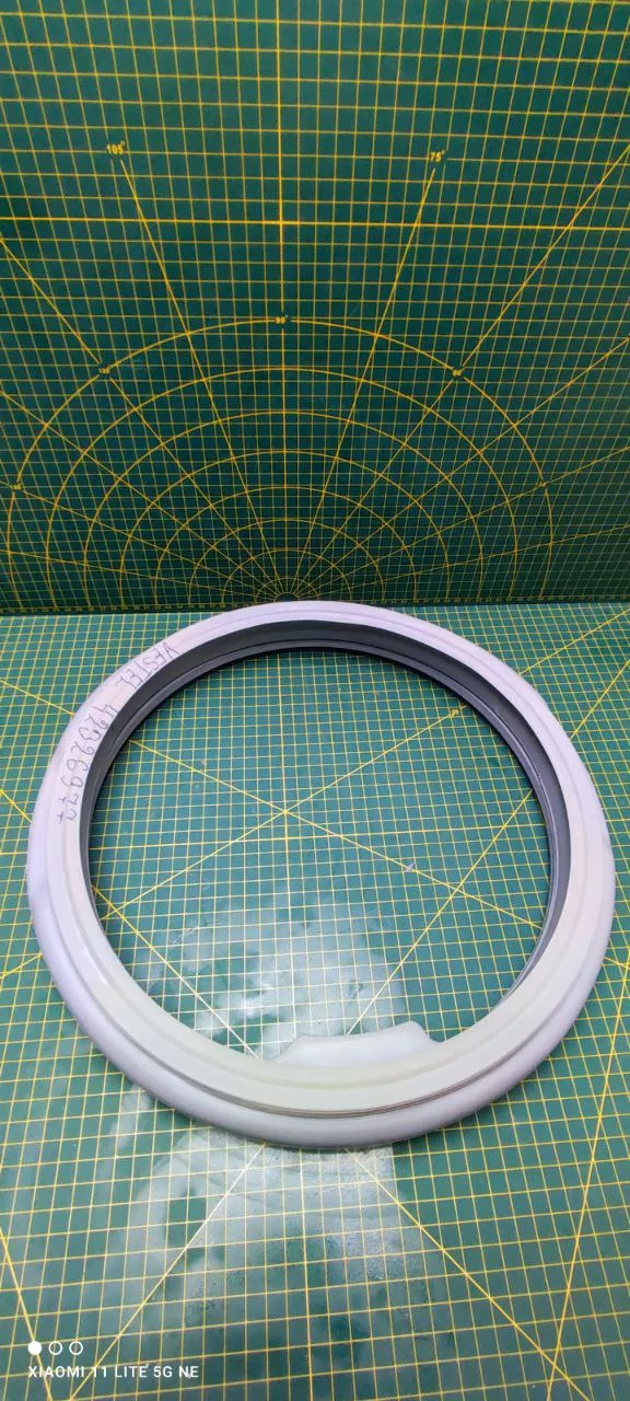 2a0d39ff-7fa5-4dfd-b07b-24f4d8e37c00 Манжета Whirlpool Vestel 42026977