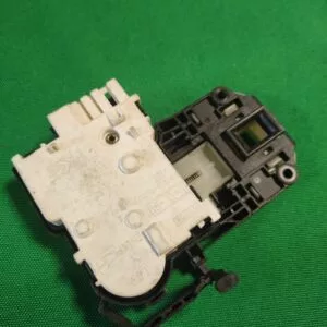 Замок люка (УБЛ) Ariston 160022002