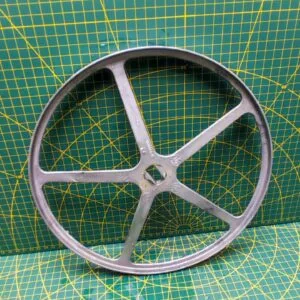 Шкив Indesit 174000646