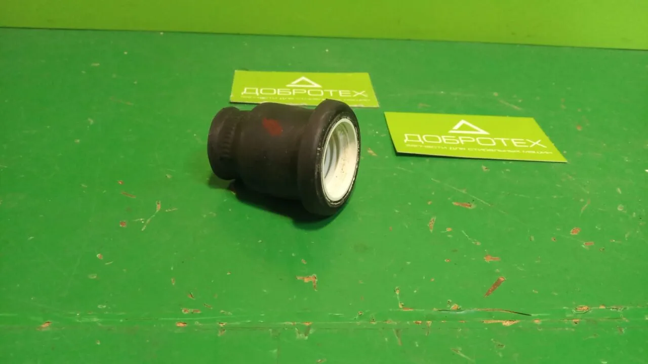 ПАТРУБОК ARISTON A76341 (ДЕРЖАТЕЛЬ НИЖНЕГО ИМПЕЛЛЕРА)