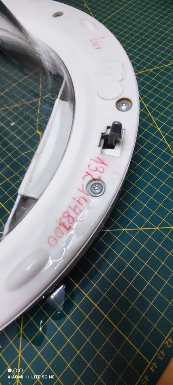 Люк Electrolux 1321448300
