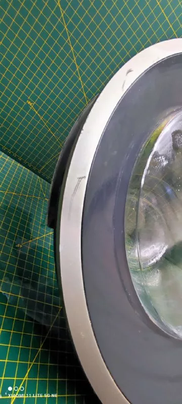 Люк Bosch 100194 с дефектом