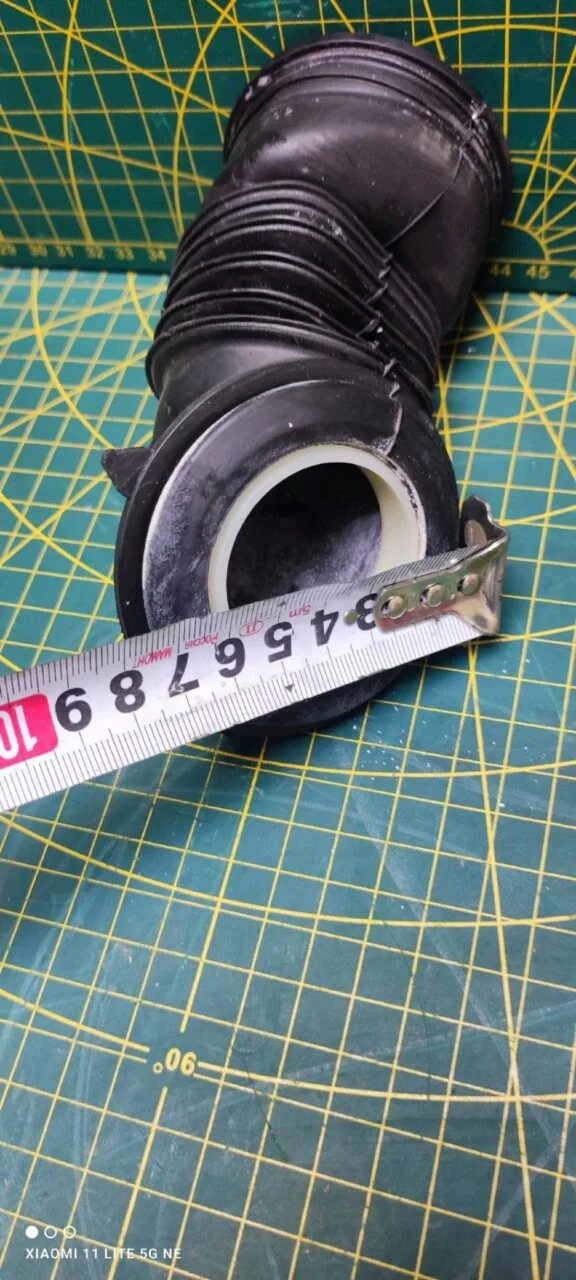 Патрубок Bosch 368862