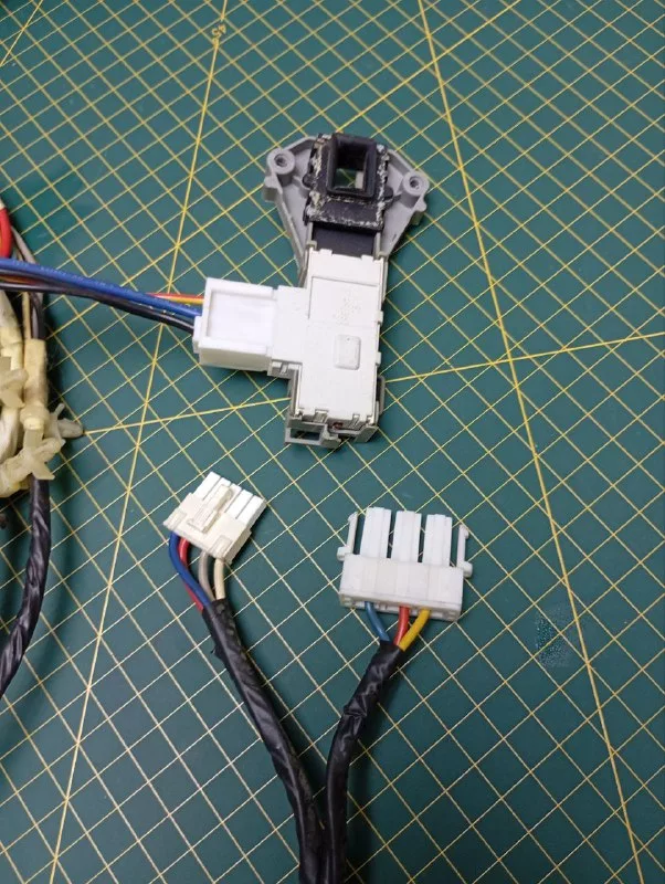 39344f54-e9b3-4bd9-a344-68abca576e35 Модуль LG F1091LD
