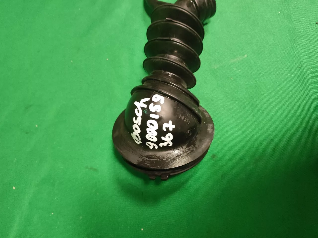 Патрубок слива Bosch 9000159367