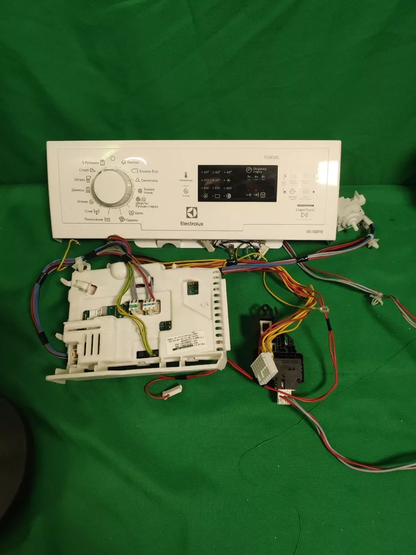 Модуль управления Electrolux EWT 0862IDW вертик.загрузка Модуль управления Electrolux EWT 0862IDW вертик.загрузка
