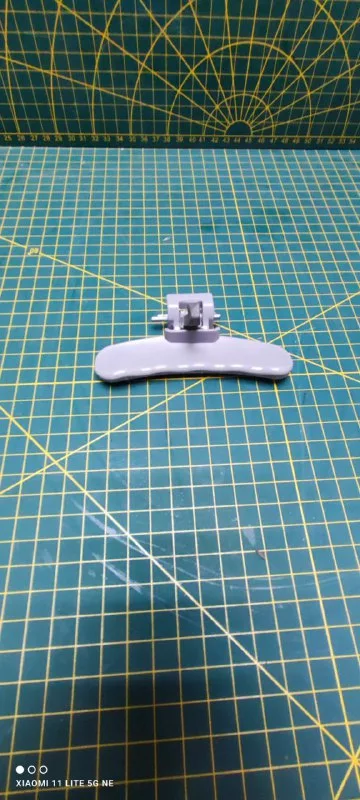 Ручка с крючком Samsung DC64-01948a сер