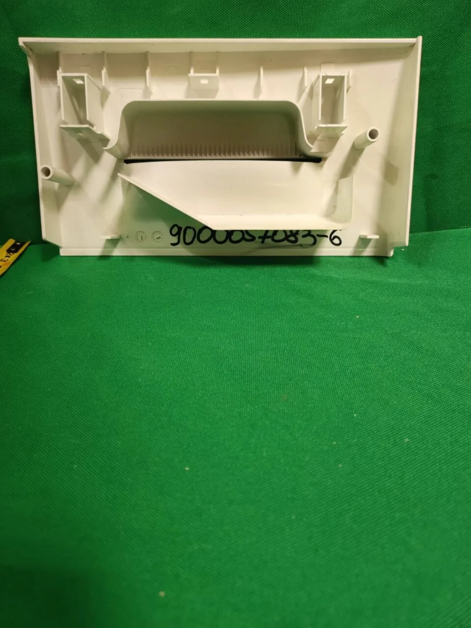 Панель порошкоприемника Bosch 9000057083-6
