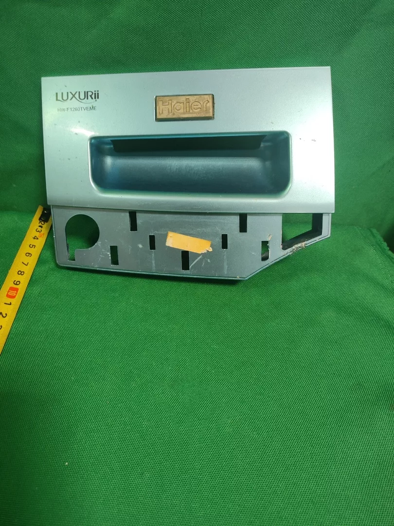 Панель порошкоприемника Haier V 27302