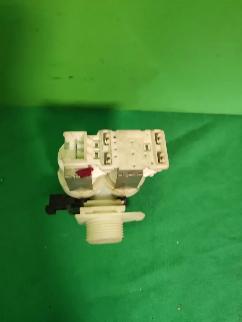 Клапан двойной Bosch 9000048505 с герконом