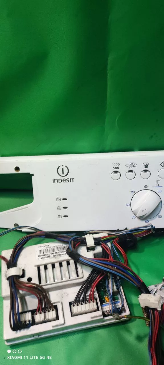 4d295538-8176-4b95-95b3-f82a1691bbb3 Модуль Indesit WIUN 105