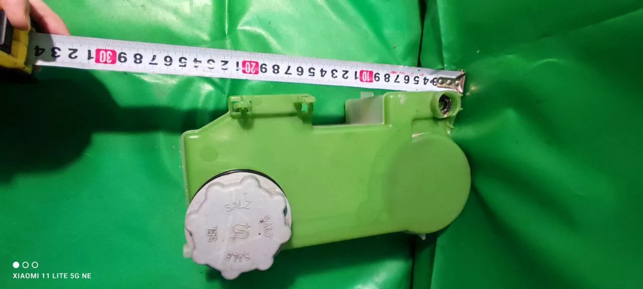 4de3f0ae-a84d-4693-8428-f83bedaeb1bf Бункер соли Indesit C00386789 для пмм