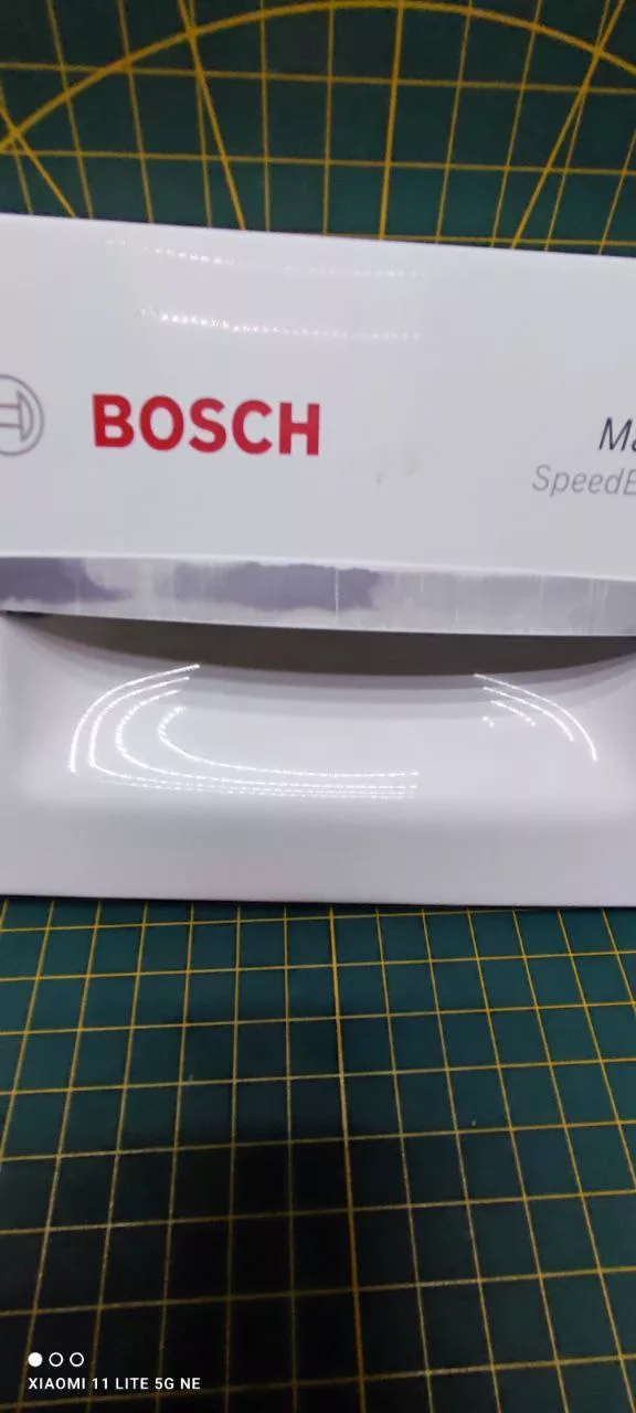 Панель порошкоприемника Bosch 9000057083-5si с дефектом
