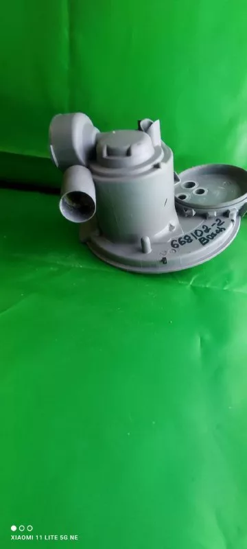 Чаша Bosch 668102-2 без отверстия под датчик