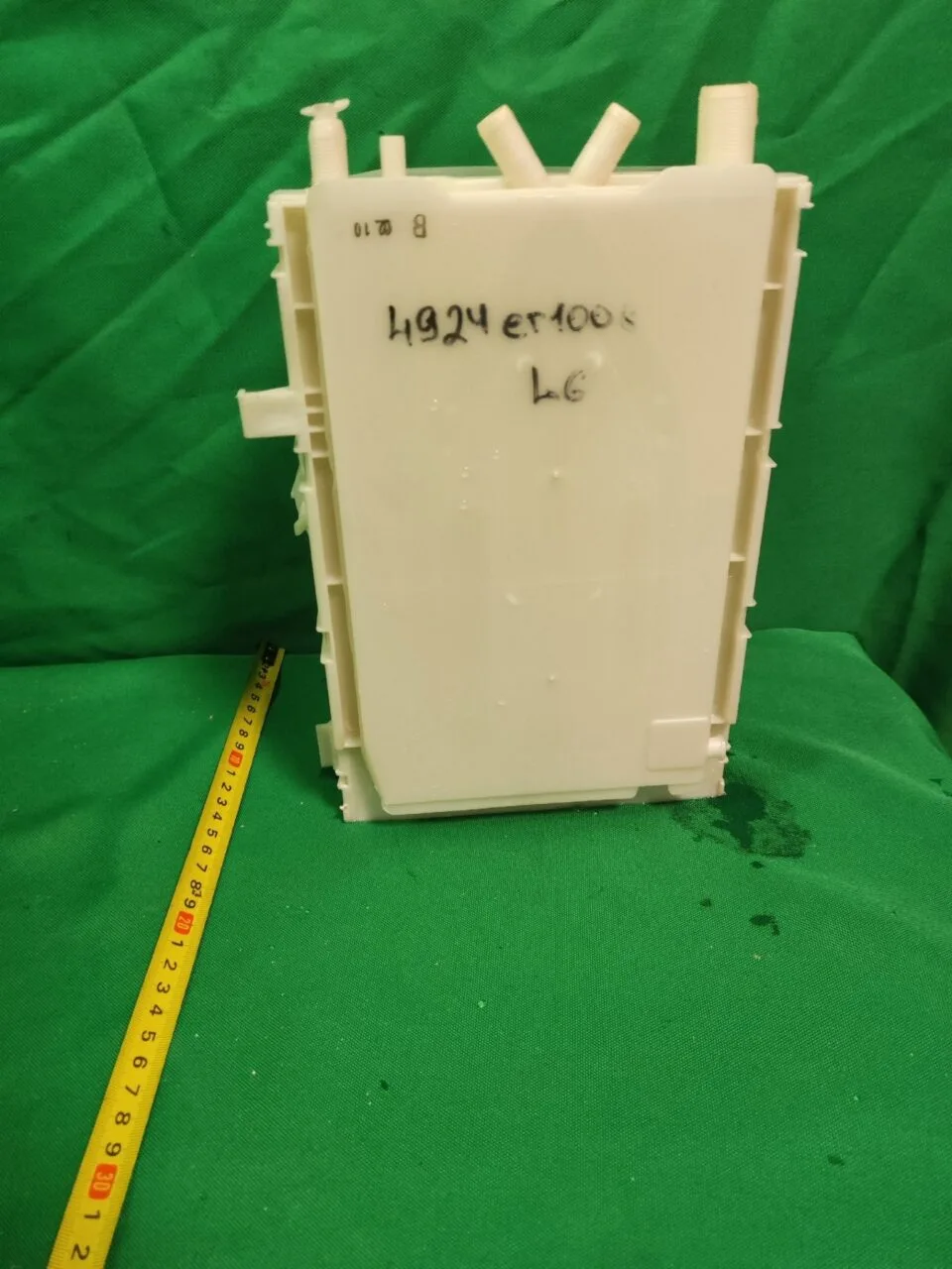 Бункер порошкоприемника LG 4924er1008