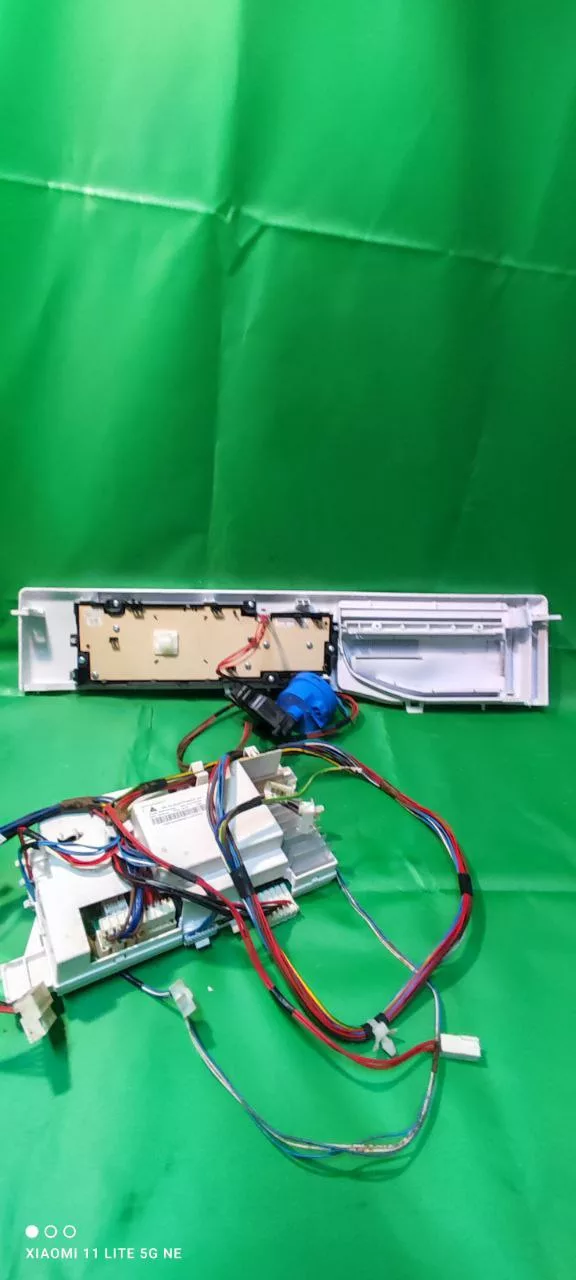 50911ad3-8a9e-4e3a-8c39-7636882d32ac Модуль Ariston WMD 722