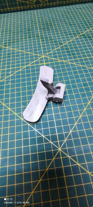 Ручка с крючком Samsung DC64-01661 сер