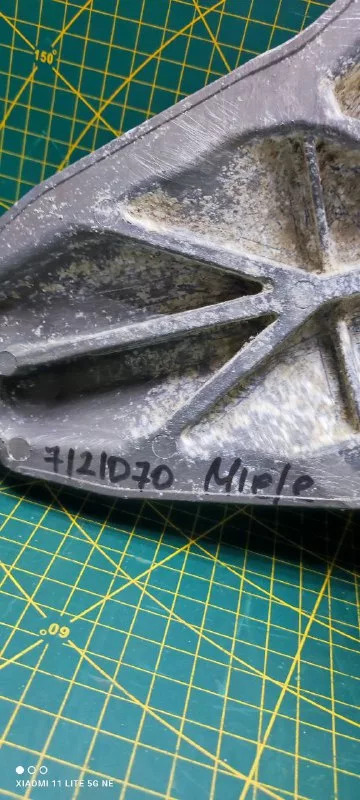 Крестовина Miele 7121070