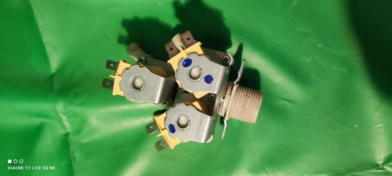Клапан тройной LG 5220fr2009s контакты