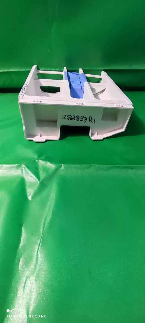 Лоток порошкоприемника Beko 282899 R1