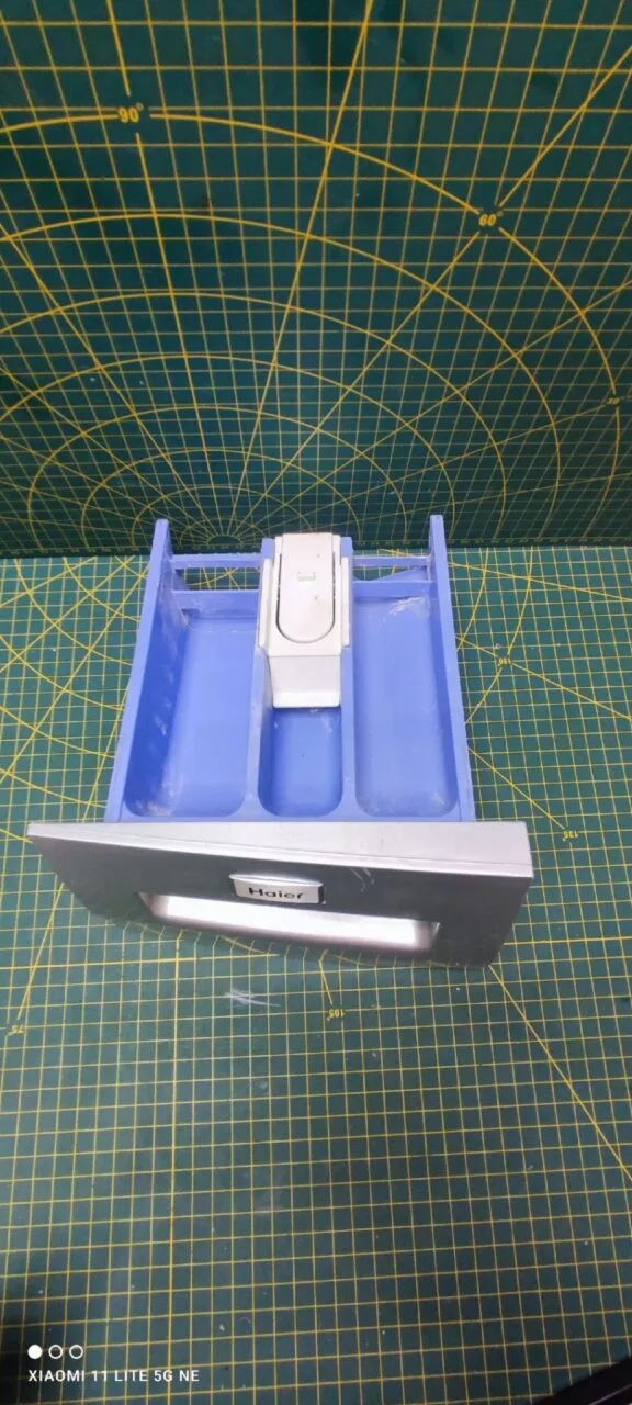 Лоток и панель порошкоприемника Haier 0020805240